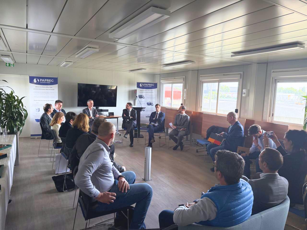 Le Prfet en visite au port de Gennevilliers